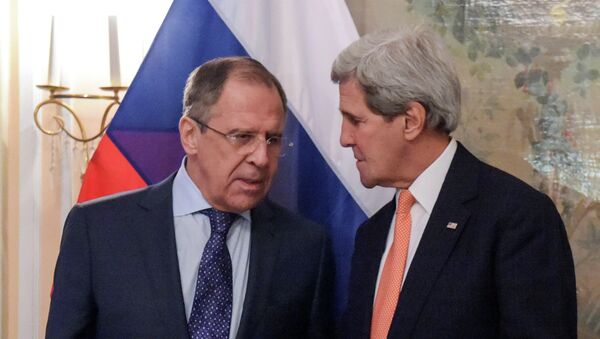 Глава МИД РФ С.Лавров и государственный секретарь США Джон Керри на встрече в Мюнхене - Sputnik Mundo
