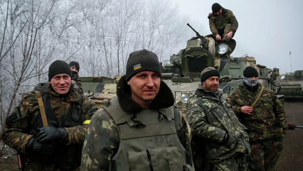 Militares ucranianos cerca de Debáltsevo - Sputnik Mundo