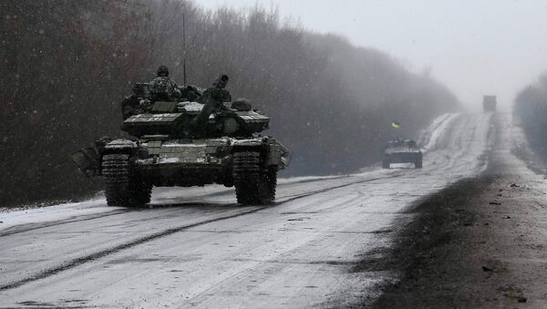 Embajador ruso ante la UE espera que se cumpla la retirada de las tropas en Donbás - Sputnik Mundo