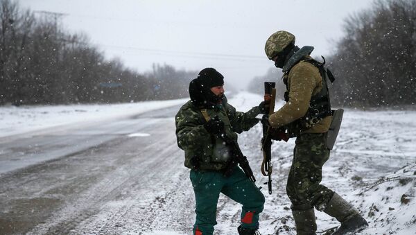 Kiev informa de cinco militares muertos en Donbás - Sputnik Mundo