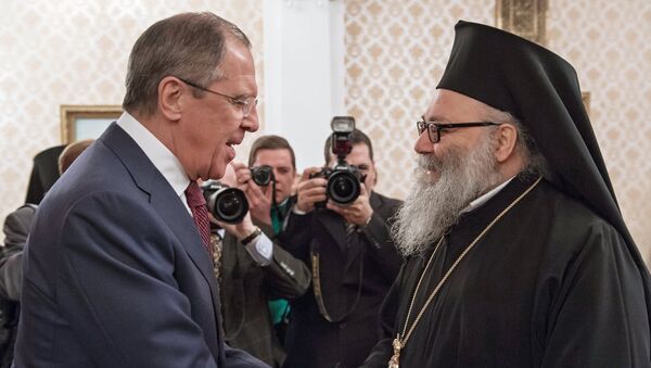 Ministro de Asuntos Exteriores de Rusia, Serguéi Lavrov y patriarca de Antioquía y todo el Oriente, Juan X - Sputnik Mundo