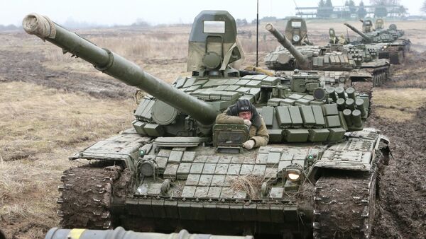 Carros de combate T-72 en la región de Kaliningrad - Sputnik Mundo