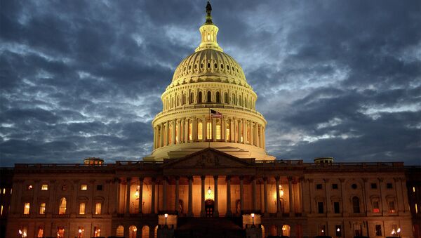 El Senado de EEUU adopta un proyecto de ley sobre los acuerdos nucleares con Irán - Sputnik Mundo
