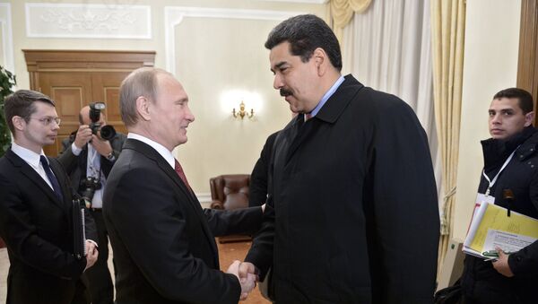 Vladímir Putin y Nicolás Maduro (archivo) - Sputnik Mundo