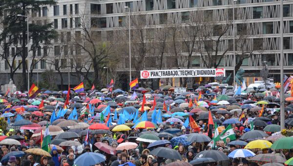 Марша достоинства в Мадриде - Sputnik Mundo