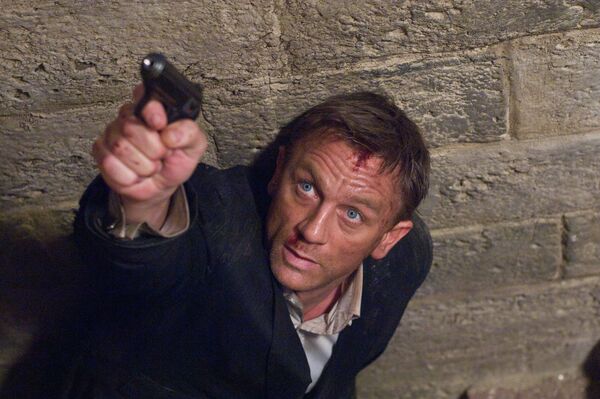 Daniel Craig ha sido el actor que más tiempo sostuvo al personaje del agente 007. - Sputnik Mundo