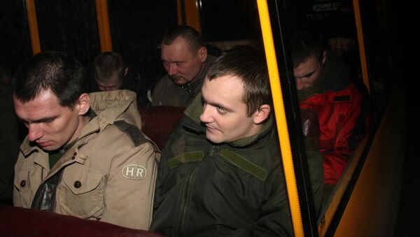 Prisioneros ucranianos - Sputnik Mundo