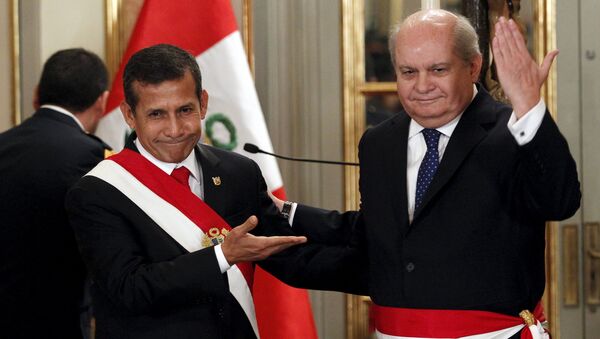 Presidente de Perú, Ollanta Humala con nuevo primer ministro, Pedro Cateriano - Sputnik Mundo