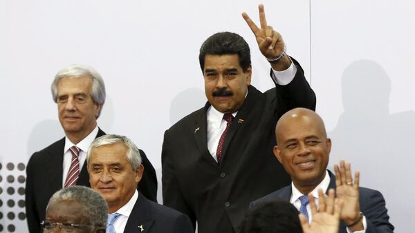 Venezuela's President Nicolas Maduro at the Summit of the Americas in Panama - Sputnik Mundo