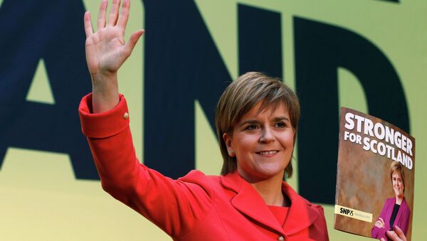 Nicola Sturgeon, líder del Partido Nacionalista Escocés - Sputnik Mundo