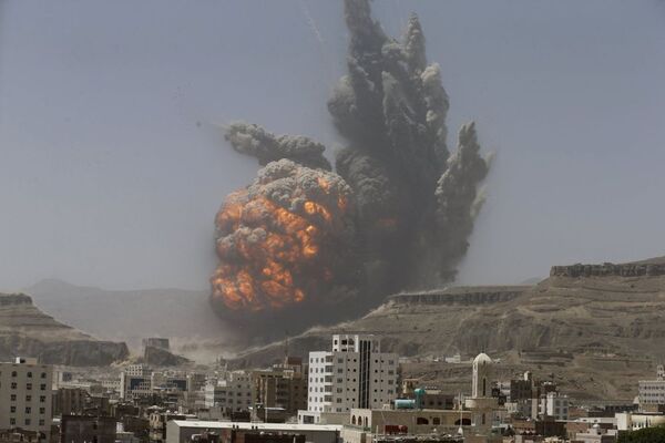 Ataque aéreo a Saná: “Una explosión así jamás se había escuchado” - Sputnik Mundo
