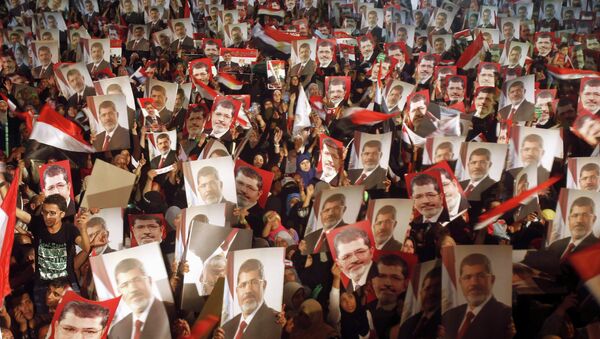 Sentencias a los Hermanos Musulmanes y a Mursi podrían ser suavizadas, dice periodista - Sputnik Mundo