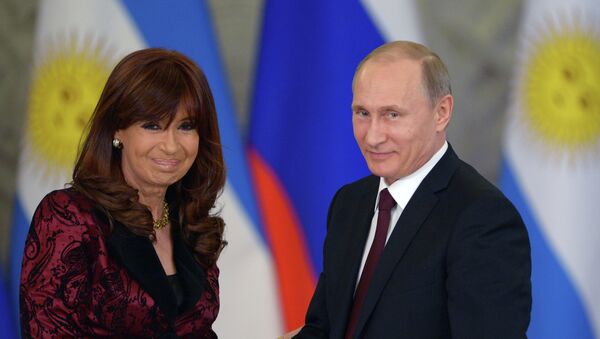 Presidenta de Argentina, Cristina Fernández de Kirchner y presidente de Rusia, Vladímir Putin - Sputnik Mundo