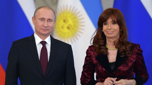 Presidente de Rusia, Vladímir Putin y presidenta de Argentina, Cristina Fernández de Kirchner - Sputnik Mundo