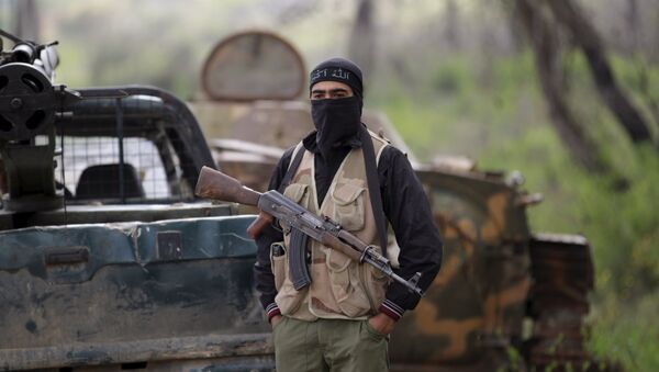 Militante de un grupo rebelde sirio - Sputnik Mundo