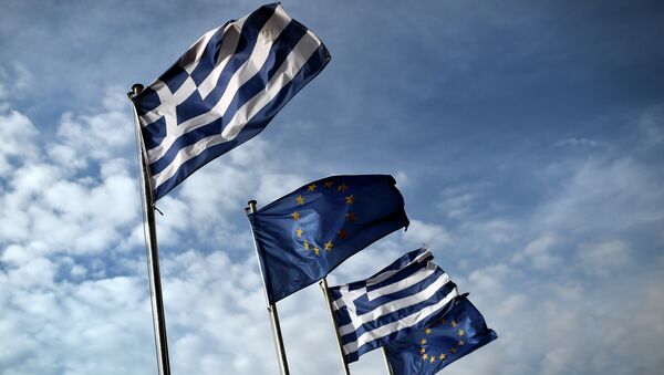 Grecia saldrá de eurozona si no cumple, advierte el vicepresidente del Parlamento Europeo - Sputnik Mundo