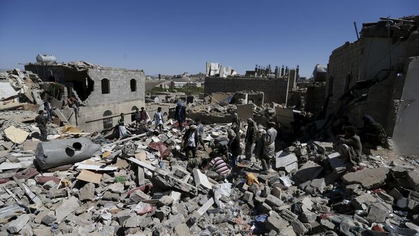 Situación en Saná después del ataque aereo de la coalición liderada por Arabia Saudí - Sputnik Mundo