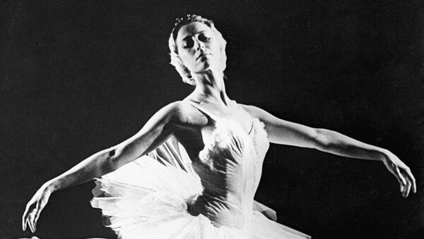 Maya Plisétskaya, bailarina rusa (archivo) - Sputnik Mundo
