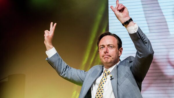 Bart De Wever, líder del partido de centro derecha Nueva Alianza-Flamenco - Sputnik Mundo