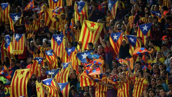 Vascos y catalanes pitan al unísono el himno español en la final de la Copa del Rey - Sputnik Mundo