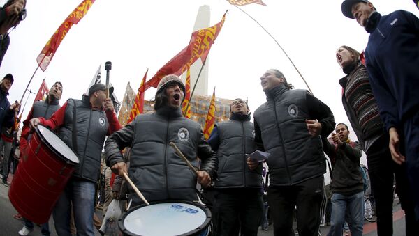 Protesta sindical en Argentina sin consecuencias electorales, opina analista - Sputnik Mundo