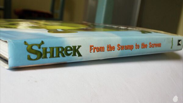Libro sobre Shrek - Sputnik Mundo