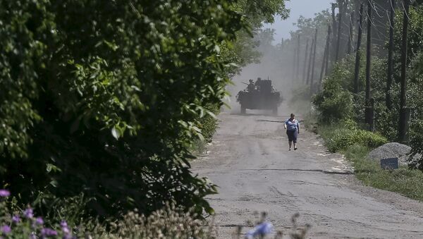 Donbás está al borde de una gran guerra, dice representante de Donetsk - Sputnik Mundo