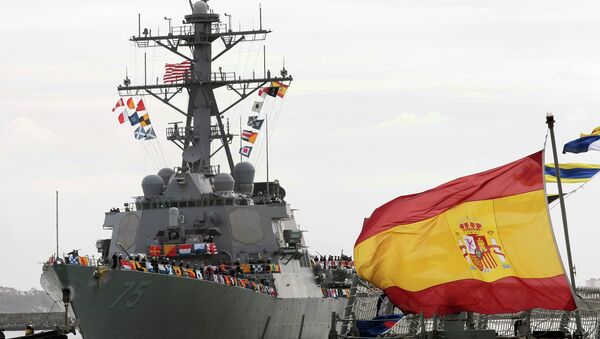 USS Donald Cook,destructor de clase Arleigh Burke, llega a Rota, España - Sputnik Mundo