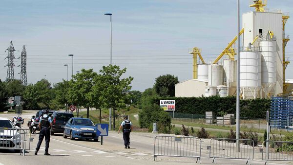 Lugar del ataque terrorista a la fábrica de gas industrial en el departamento de Isere (Francia) - Sputnik Mundo