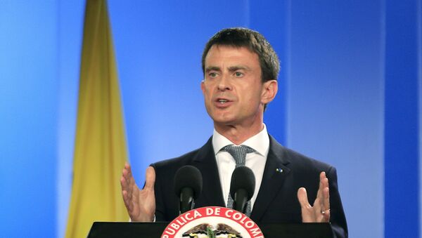 French Prime Minister Manuel Valls - Sputnik Mundo