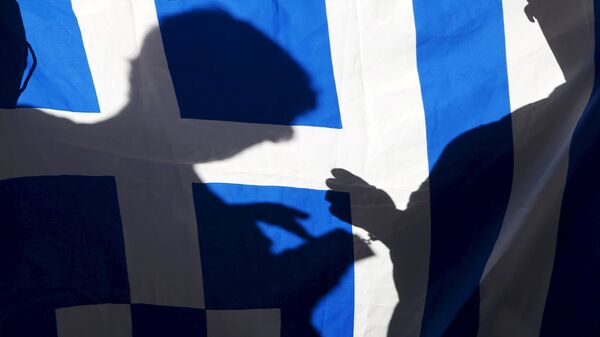 Grecia aceptó rendición con condiciones humillantes, dice prensa argentina - Sputnik Mundo
