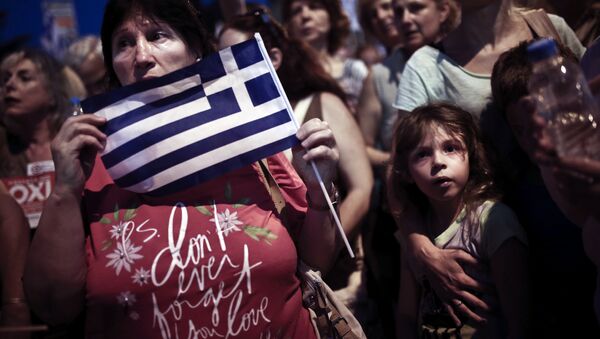 Manifestación frente al Parlamento griego en Atenas - Sputnik Mundo