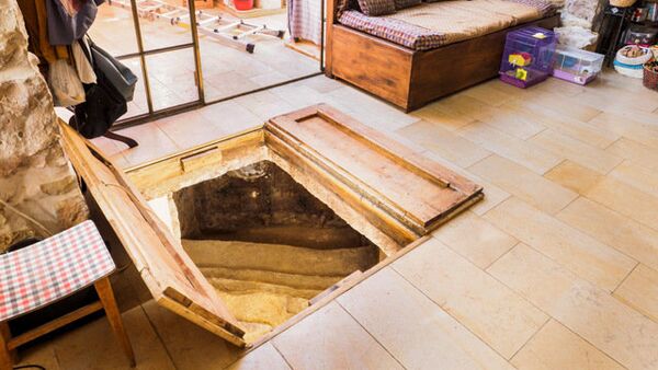 Descubren un baño ritual del siglo I bajo el salón de una casa de Jerusalén - Sputnik Mundo