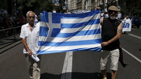 Manifestación en apoyo de Grecia en Madrid, el 5 de julio, 2015 - Sputnik Mundo