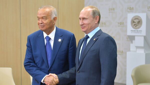 Islam Karímov, presidente de Uzbekistán, y Vladímir Putin, presidente de Rusia, durante la entrevista en Ufá, el 10 de julio, 2015 - Sputnik Mundo