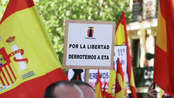 Manifestación de víctimas del terrorismo en Madrid, España - Sputnik Mundo