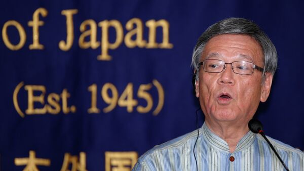 Takeshi Onaga, gobernador de la prefectura japonesa de Okinawa (Archivo) - Sputnik Mundo