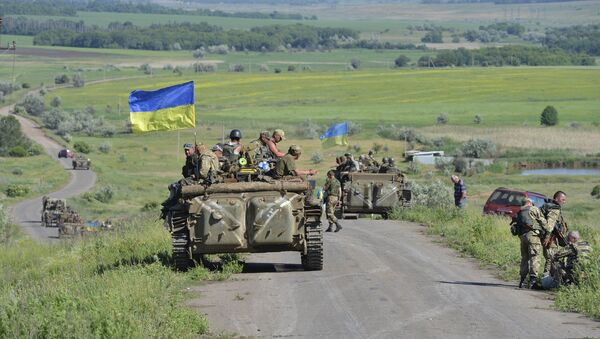 Tropas ucranianos en cerca la ciudad de Artemivsk en la región ucraniana de Donbás (archivo) - Sputnik Mundo