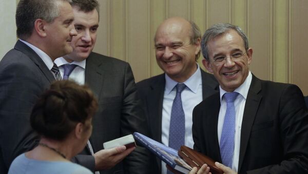 Delegación parlamentaria francesa visita a Crimea - Sputnik Mundo