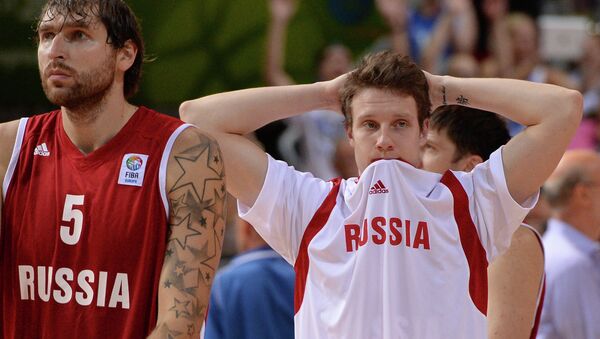 Baloncestistas del equipo nacional de Rusia Dmitry Sokolov y Dmitry Kulagin - Sputnik Mundo