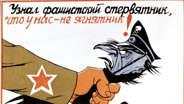 Póster de propaganda soviética que se dice: Ahora buitre sabe que no somos corderos - Sputnik Mundo