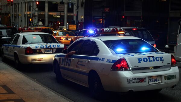 Полицейские машины в Нью-Йорке - Sputnik Mundo