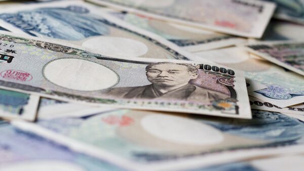 Yen japonés (imagen referencial) - Sputnik Mundo