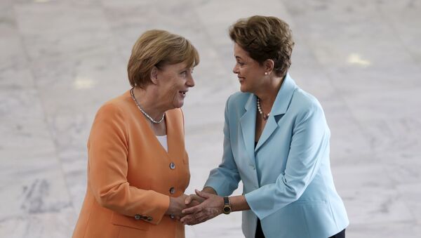 La canciller de Alemania Angela Merkel y la presidenta de Brasil Dilma Rousseff - Sputnik Mundo