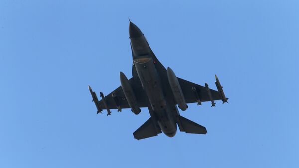 Caza F-16 de la Fuerza Aérea Turca - Sputnik Mundo