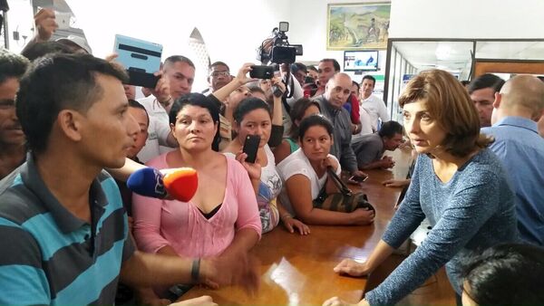 La canciller de Colombia, María Ángela Holguín, en la ciudad colombiana de Cúcuta, fronteriza con Venezuela - Sputnik Mundo