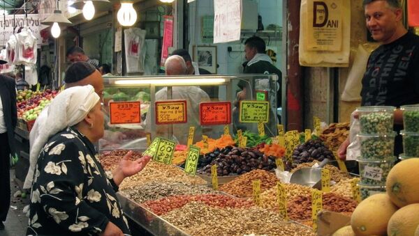Mercado Majane Yehuda en Jerusalén está especialmente animado en víspera de Shabat - Sputnik Mundo