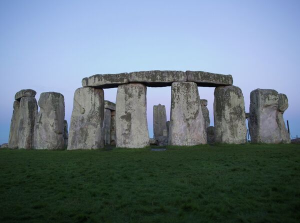 Stonehenge, en el Reino Unido Stonehenge, en el Reino Unido - Sputnik Mundo