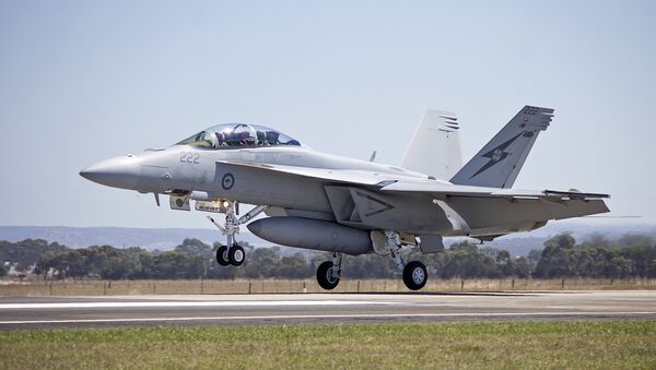 Caza F/A-18E/F Super Hornet de las Fuerzas Aéreas de Australia - Sputnik Mundo