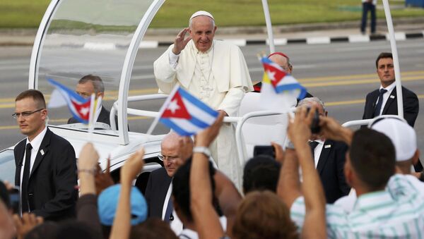 Papa Francisco en la Plaza de la Revolución en La Habana - Sputnik Mundo